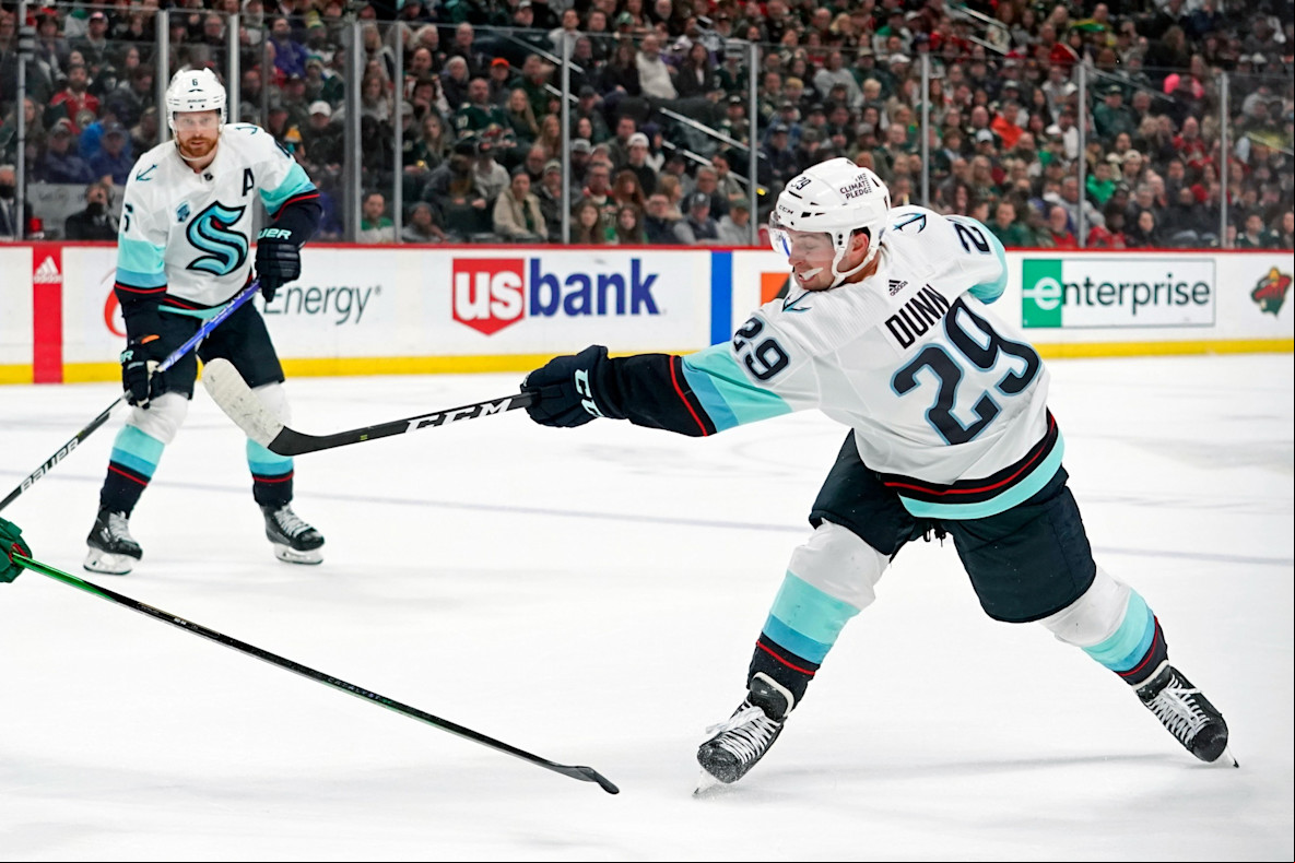 Hockey_NHL_Seattle Kraken defenseman Vince Dunn