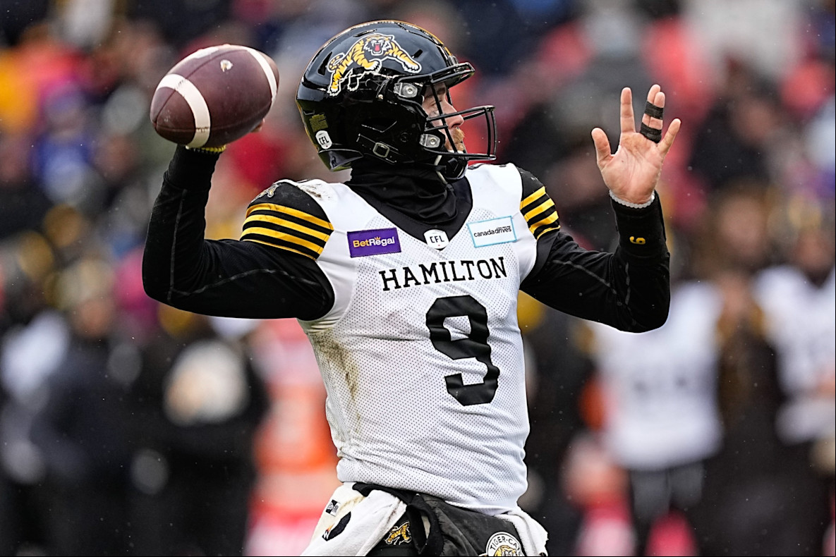 Football_CFL_Hamilton Tiger-Cats quarterback Dane Evans