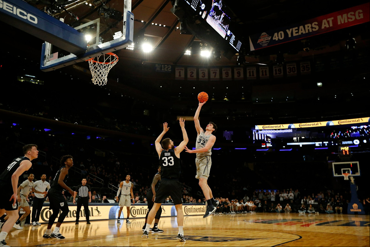 Basketball_NCAA_Xavier Musketeers forward Zach Freemantle 