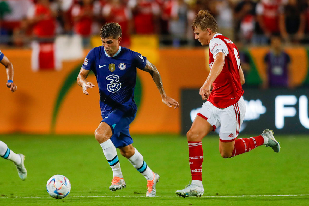Soccer_EPL_Chelsea forward Christian Pulisic and Arsenal midfielder Martin Odegaard